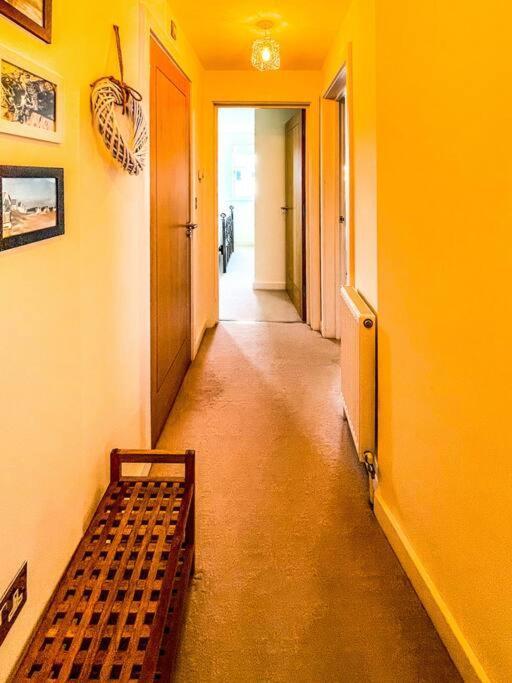 Soho Beach Apartment With Fabulous Sea View And 2 Minutes To The Beach With Free Parking And Netflix Bournemouth Exterior foto